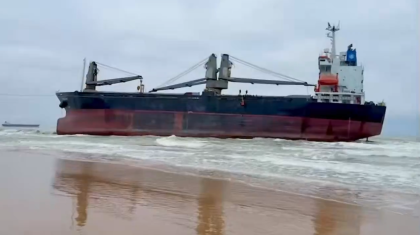 Buque encalla en costa norte de Turquía