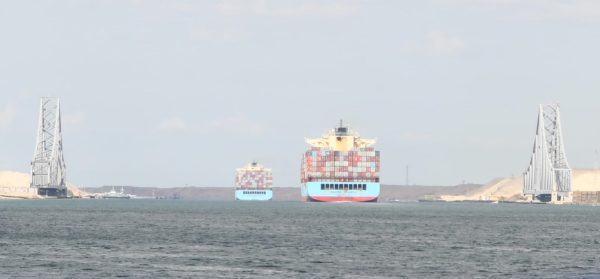 Aseguran normalidad en navegación a través del Canal de Suez