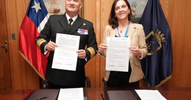 SMA y Directemar firman convenio para fortalecer fiscalización ambiental marítima