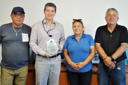 Sindicato de Lancheros del Muelle Prat reconoce a gerente general de ITI